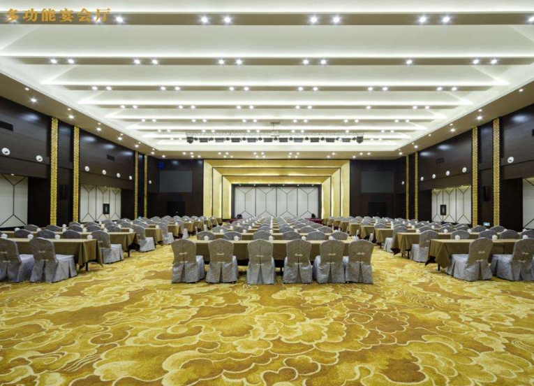 某酒店多功能宴会厅